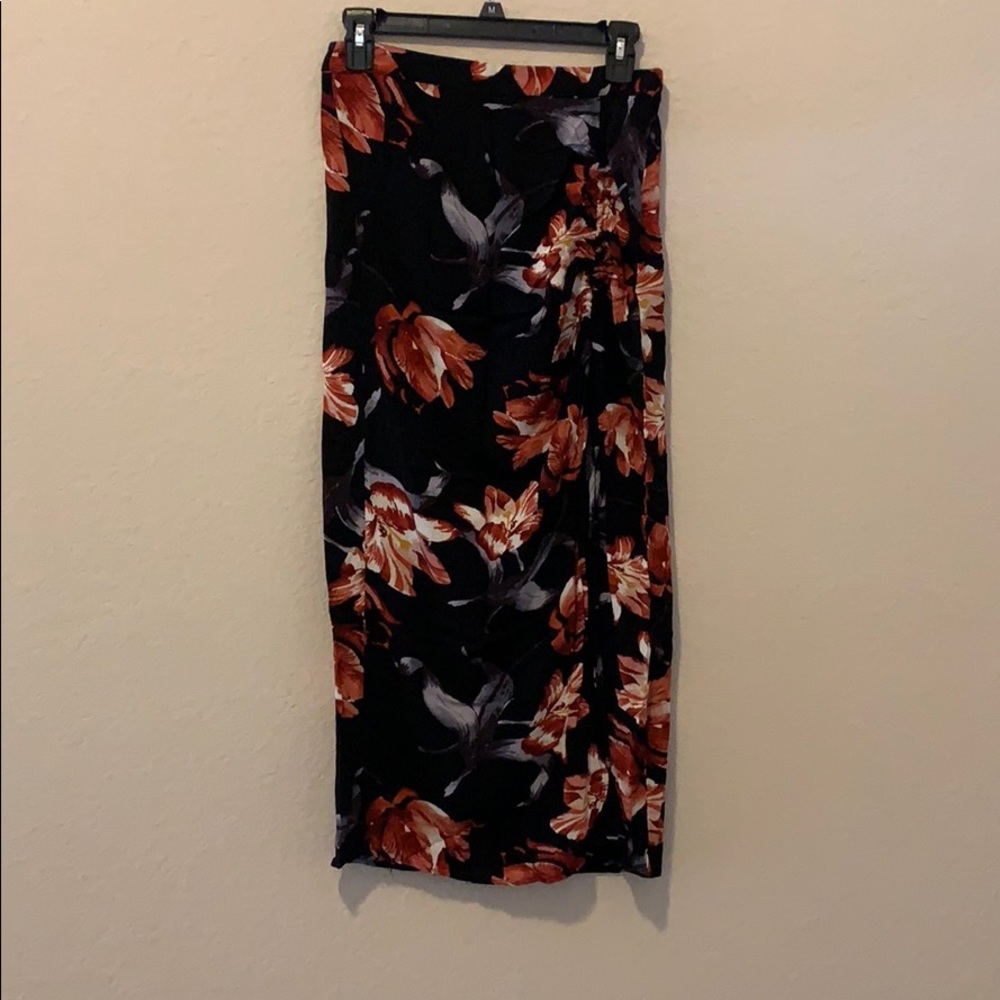 Forever 21 side slit maxi skirt